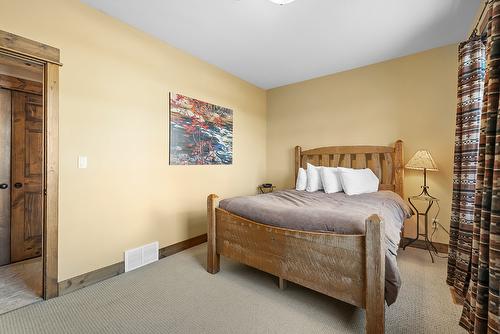M1-A-1351 Gerry Sorensen Way, Kimberley, BC - Indoor Photo Showing Bedroom