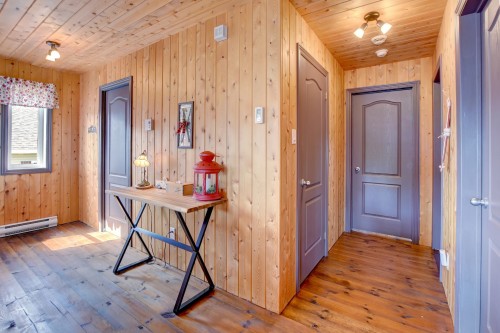 Mud Room - 94 Rue De La Golée, Saint-Côme, QC - Indoor Photo Showing Other Room