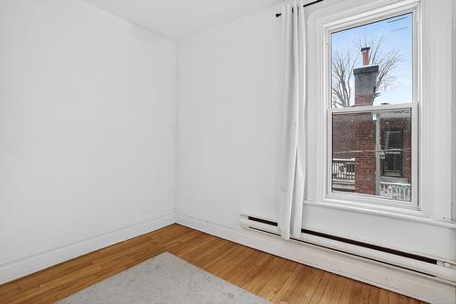 Bedroom - 2324 Av. Belgrave, Montréal (Côte-Des-Neiges/Notre-Dame-De-Grâce), QC - Indoor Photo Showing Other Room
