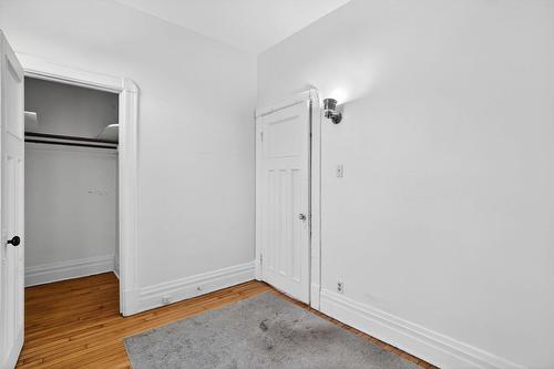 Bedroom - 2324 Av. Belgrave, Montréal (Côte-Des-Neiges/Notre-Dame-De-Grâce), QC - Indoor Photo Showing Other Room