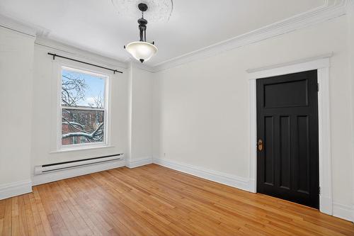 Living room - 2324 Av. Belgrave, Montréal (Côte-Des-Neiges/Notre-Dame-De-Grâce), QC - Indoor Photo Showing Other Room