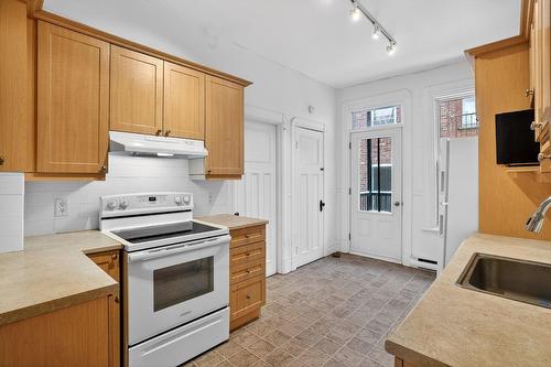 Kitchen - 2324 Av. Belgrave, Montréal (Côte-Des-Neiges/Notre-Dame-De-Grâce), QC - Indoor Photo Showing Kitchen