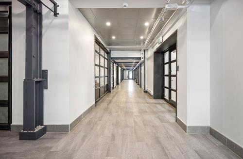 Corridor - 110-148 Ch. Watchorn, Morin-Heights, QC - Indoor Photo Showing Other Room