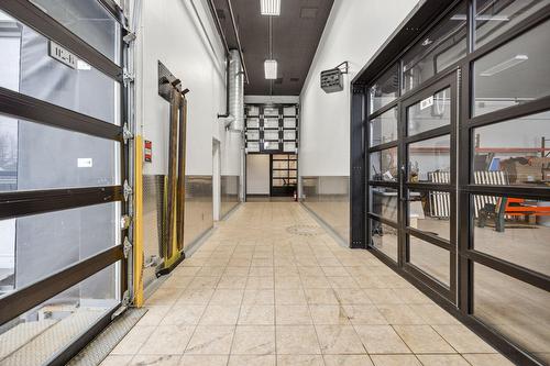 Shipping (door/dock) - 122-148 Ch. Watchorn, Morin-Heights, QC - Indoor Photo Showing Other Room