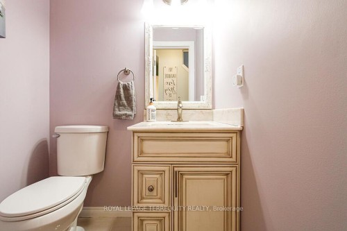 3068 Cantelon Crescent, Mississauga, ON - Indoor Photo Showing Bathroom