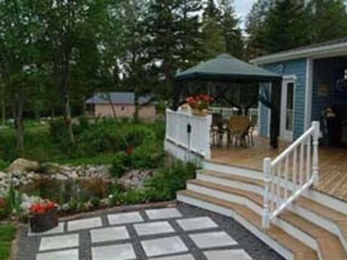45227 Cabot Trail, North Shore, NS 