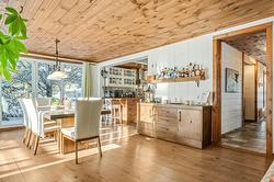 977 Ch. Notre-Dame  Sainte-Adèle, QC J8B 1S4