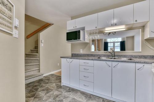 Cuisine - 811 Rue Primeau, Saint-Eustache, QC 