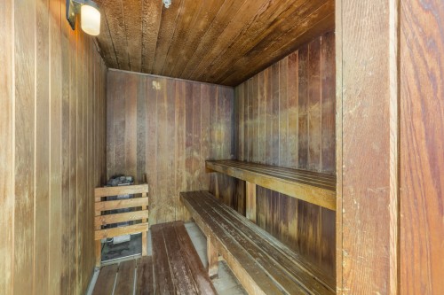 Sauna - 901-801 Rue De La Commune E., Montréal (Ville-Marie), QC - Indoor Photo Showing Other Room