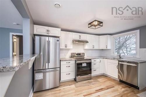 82 Sunnybrae Avenue, Halifax, NS 