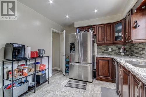 3124 Patrick Crescent, Mississauga, ON - Indoor Photo Showing Kitchen With Double Sink