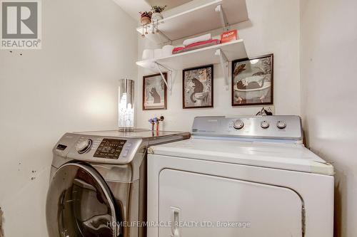 3124 Patrick Crescent, Mississauga, ON - Indoor Photo Showing Laundry Room