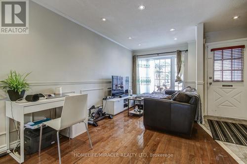 3124 Patrick Crescent, Mississauga, ON - Indoor