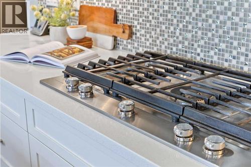 144 Legacy Mount Se, Calgary, AB - Indoor Photo Showing Kitchen