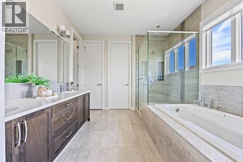 144 Legacy Mount Se, Calgary, AB - Indoor Photo Showing Bathroom