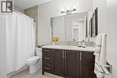 144 Legacy Mount Se, Calgary, AB - Indoor Photo Showing Bathroom