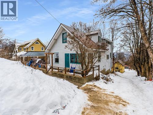 2050 Georgia Street  Rossland, BC V0G 1Y0