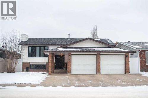 8 Rideau Close SE  Medicine Hat, AB T1B 3Y1
