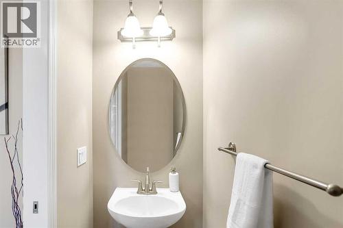 37 Silverado Saddle Avenue Sw, Calgary, AB - Indoor Photo Showing Bathroom