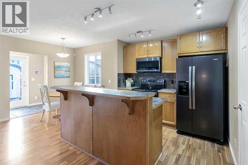 37 Silverado Saddle Avenue Sw, Calgary, AB - Indoor Photo Showing Kitchen