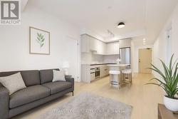 202 - 7950 BATHURST STREET  Vaughan, ON L4J 0L4