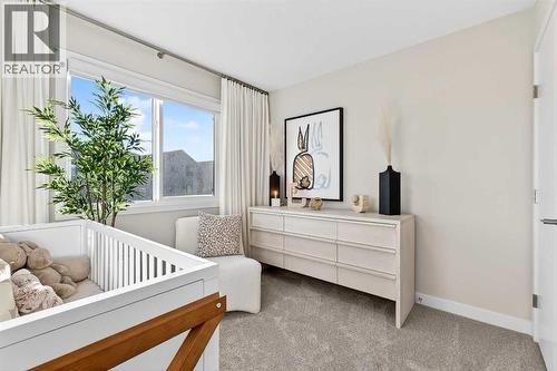 7079 Rangeview Avenue Se, Calgary, AB - Indoor Photo Showing Bedroom