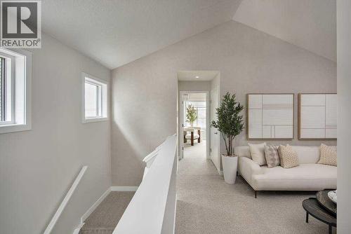 7079 Rangeview Avenue Se, Calgary, AB - Indoor Photo Showing Other Room