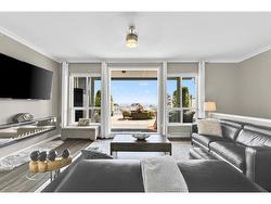 409 6470 194 STREET  Surrey, BC V4N 6J9