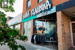 10027A 100 Avenue  Grande Prairie, AB T8V 0V2