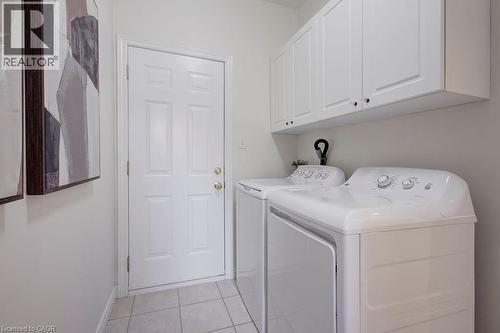 2446 Sutton Drive, Burlington, ON - Indoor Photo Showing Laundry Room