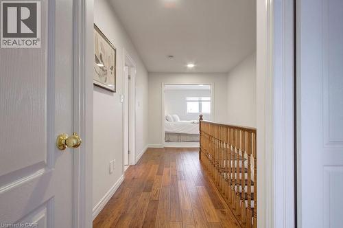 2446 Sutton Drive, Burlington, ON - Indoor Photo Showing Other Room