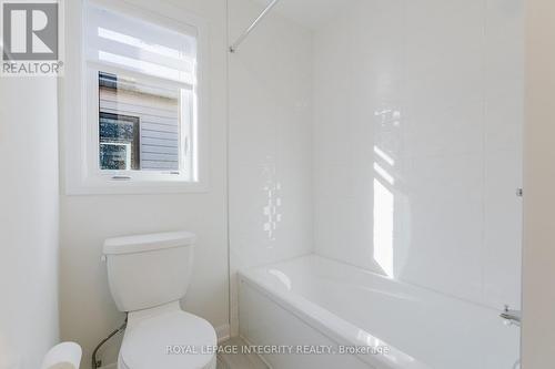 850 Cappamore Drive, Ottawa, ON - Indoor Photo Showing Bathroom