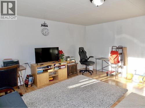 1196 N 2Nd Avenue, Williams Lake, BC - Indoor