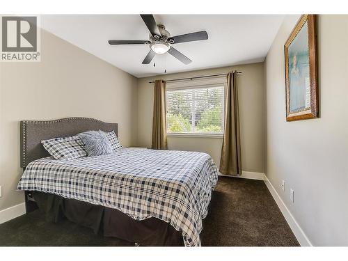 2423 Paramount Drive, West Kelowna, BC - Indoor Photo Showing Bedroom