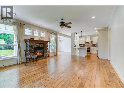 2423 Paramount Drive, West Kelowna, BC - Indoor Photo Showing Living Room With Fireplace