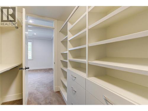 2423 Paramount Drive, West Kelowna, BC - Indoor With Storage
