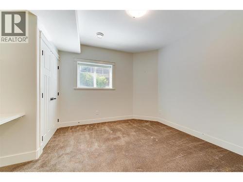 2423 Paramount Drive, West Kelowna, BC - Indoor Photo Showing Other Room