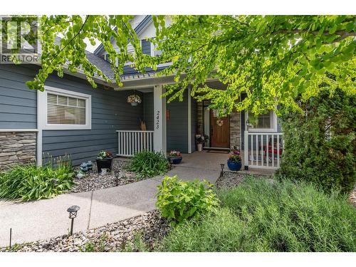 2423 Paramount Drive, West Kelowna, BC - Outdoor