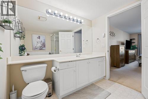 555 Houghton Road Unit# 206, Kelowna, BC - Indoor Photo Showing Bathroom