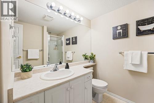 555 Houghton Road Unit# 206, Kelowna, BC - Indoor Photo Showing Bathroom