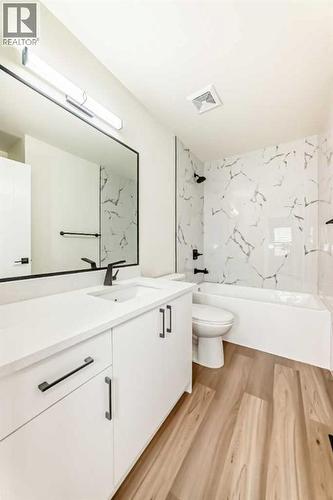 936 Cranston Drive Se, Calgary, AB - Indoor Photo Showing Bathroom