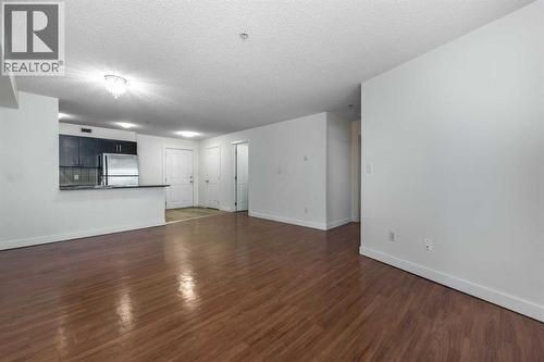 217, 7130 80 Avenue Ne, Calgary, AB - Indoor