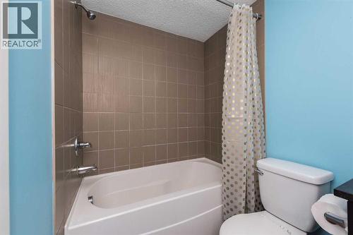 217, 7130 80 Avenue Ne, Calgary, AB - Indoor Photo Showing Bathroom