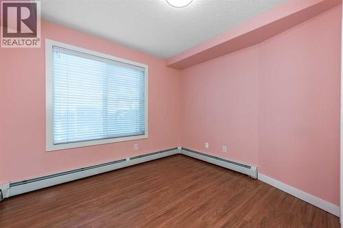 217, 7130 80 Avenue Ne, Calgary, AB - Indoor Photo Showing Other Room