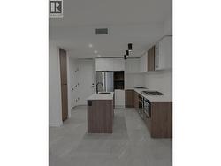 623 KEMSLEY AVE  Coquitlam, BC V3J 3Z7