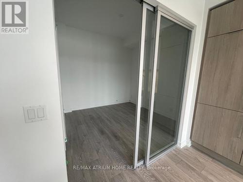 Bedroom (Sliding Door) - 617 - 2020 Bathurst Street, Toronto, ON - Indoor Photo Showing Other Room