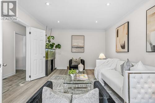 45 Stevenson Road N, Oshawa, ON - Indoor Photo Showing Living Room