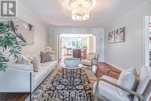 65 Woodcrest Road, Barrie, ON - Indoor Photo Showing Living Room