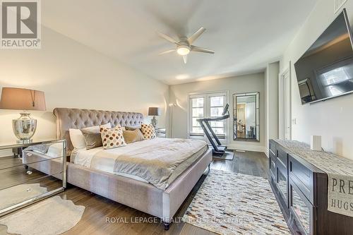 221 Hanover Street, Oakville, ON - Indoor Photo Showing Bedroom