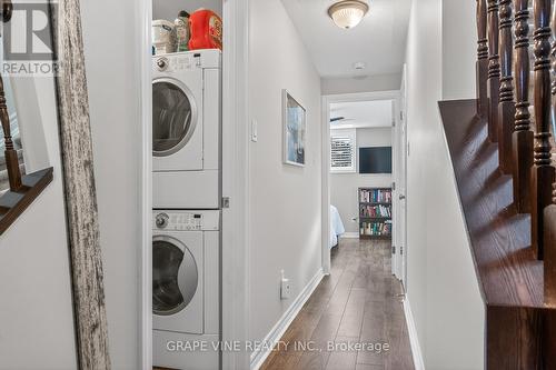 755 Lakeridge Drive, Ottawa, ON - Indoor Photo Showing Laundry Room